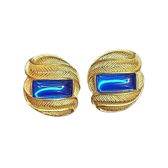 Vintage 1980's Trifani TM Gold Tone Sapphire Leaf Clip Earrings - Picture 1 of 6